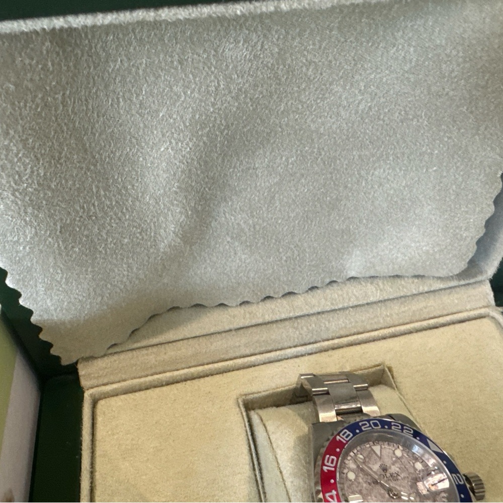 Men's Luxury Silver and Blue Men's Watch